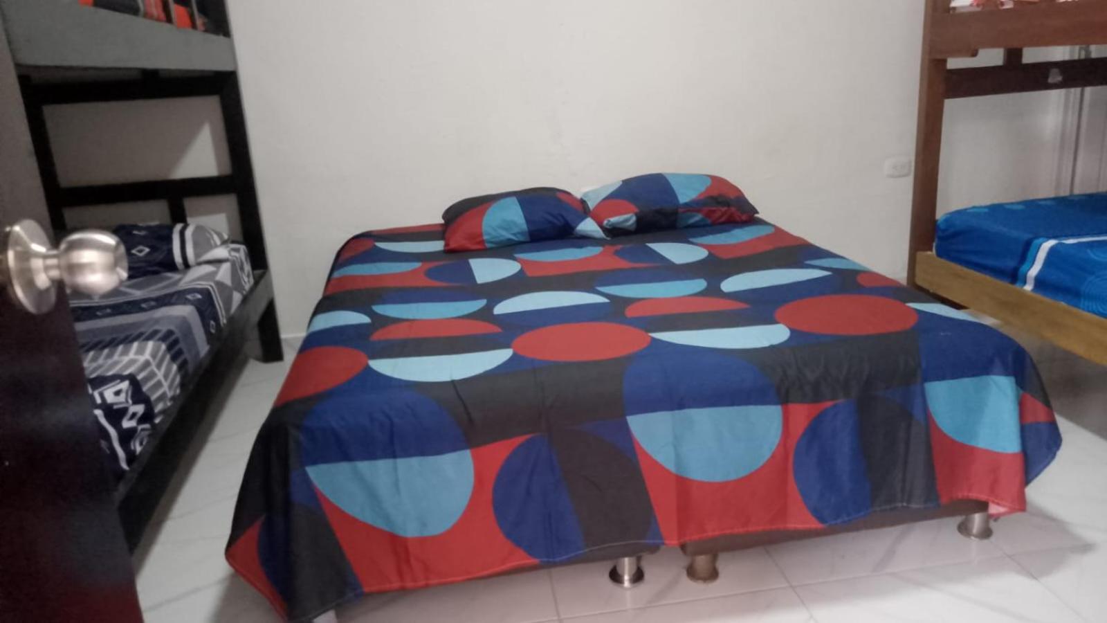 La Medellin Hostal Cartagena エクステリア 写真